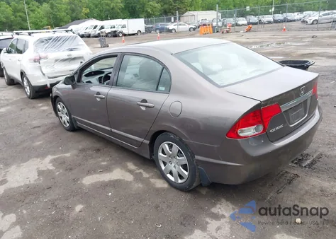 2009 Honda Civic Lx z USA, uszkodzony, nr VIN 1HGFA16549L015646